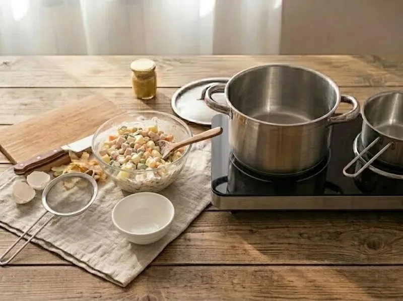 Заправьте салат